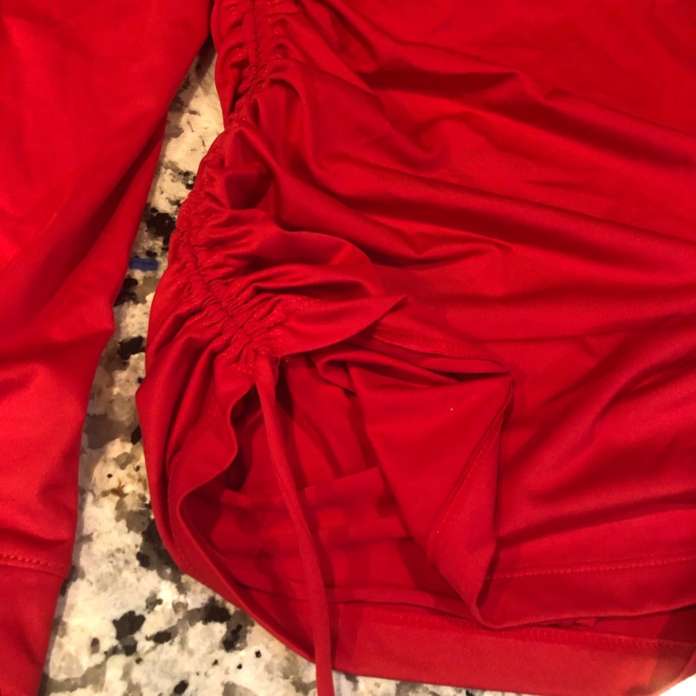 Athleta Hot Shot Performance Top W/ Ruching - Picture 5 of 13